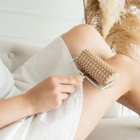 Körpermassagegerät aus Holz | Großer Anti-Cellulite-Roller mit Akito-Griff
